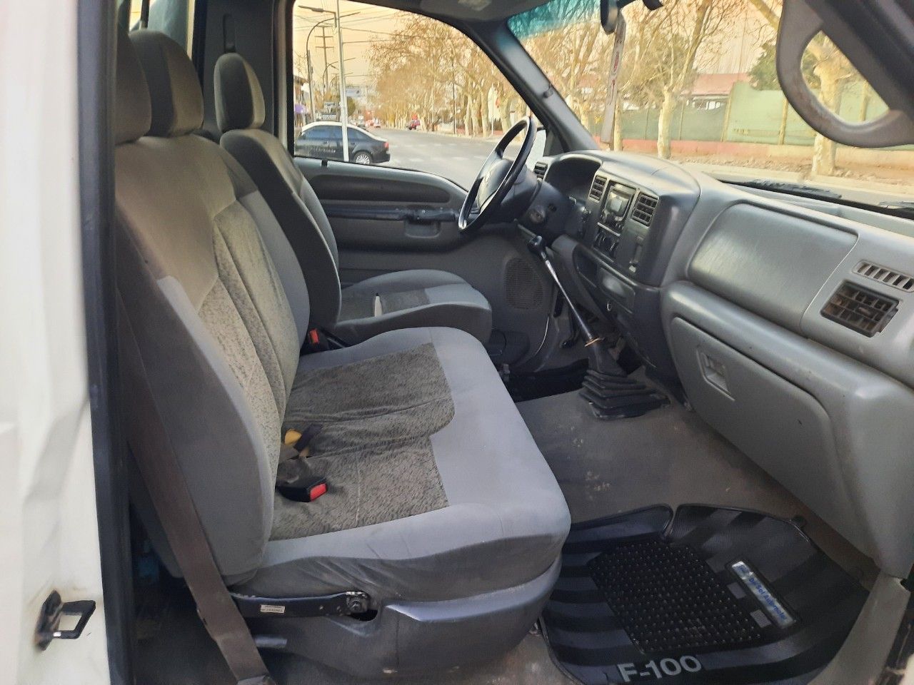 Ford F-100 Usada en Mendoza, deRuedas