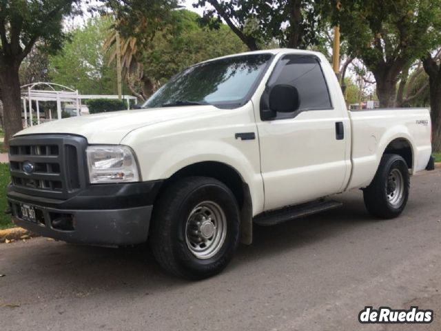 Ford F-100 Usada en Mendoza, deRuedas