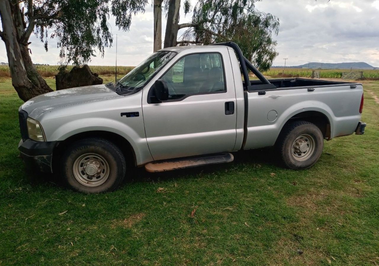Ford F-100 Usada en Córdoba, deRuedas