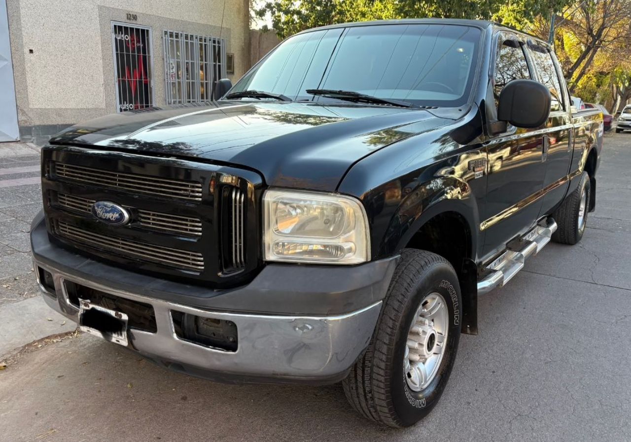 Ford F-100 Usada Financiado en Mendoza, deRuedas