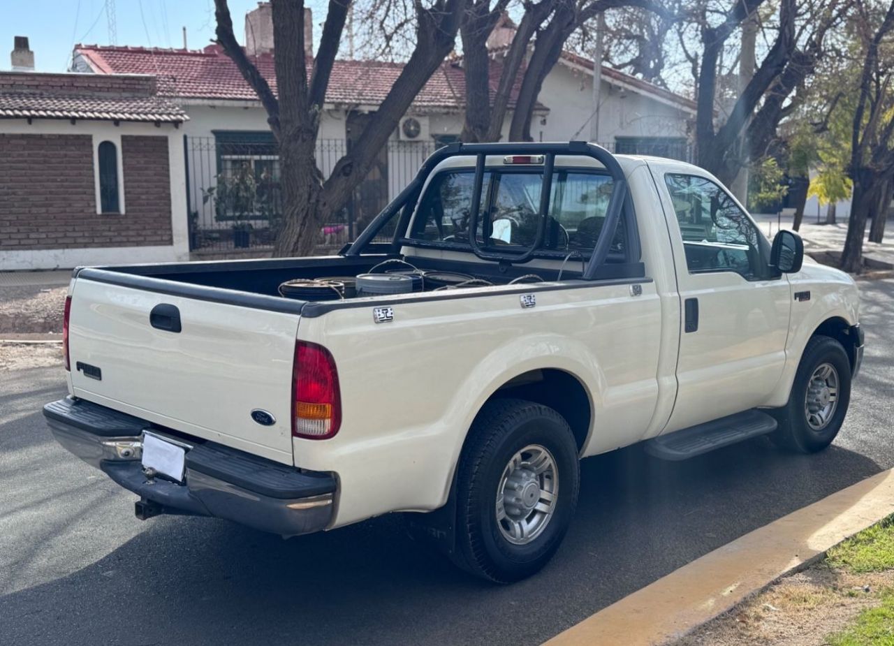 Ford F-100 Usada en Mendoza, deRuedas