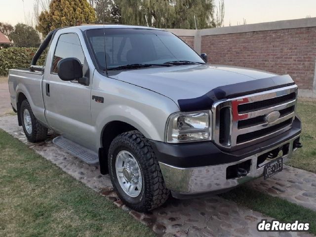 Ford F-100 Usada en Mendoza, deRuedas