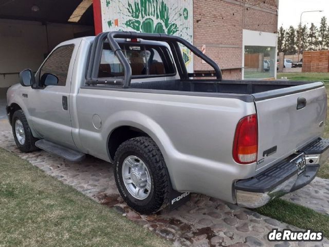 Ford F-100 Usada en Mendoza, deRuedas