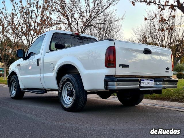 Ford F-100 Usada en Mendoza, deRuedas