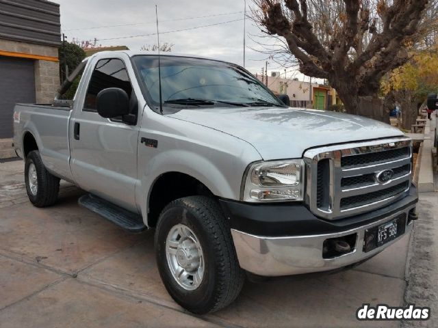 Ford F-100 Usada en Mendoza, deRuedas