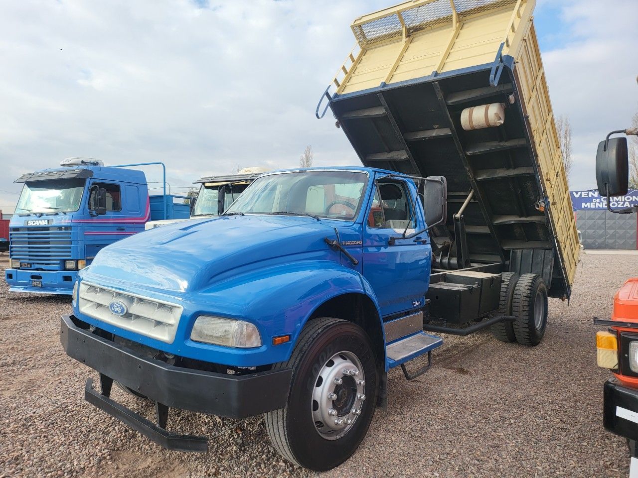 Ford F-14000 Usado en Mendoza, deRuedas