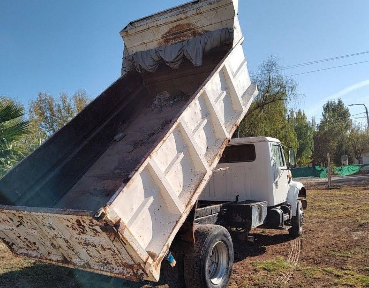 Ford F-14000 Usado en Mendoza, deRuedas