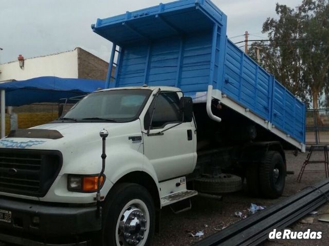 Ford F-14000 Usado en Mendoza, deRuedas