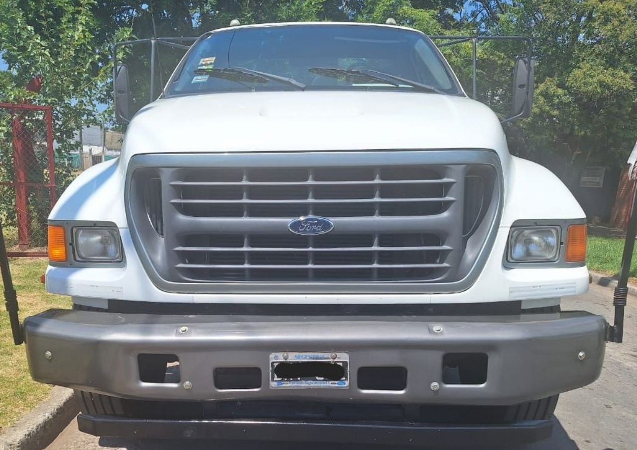 Ford F-14000 Usado en Buenos Aires, deRuedas