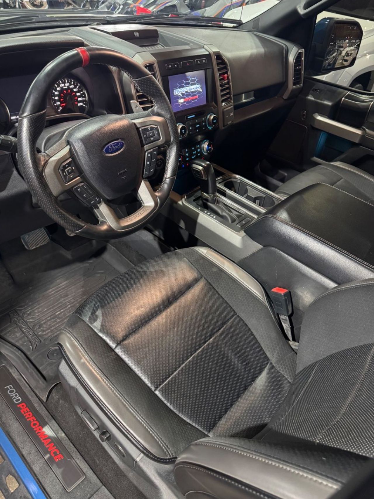 Ford F-150 Usada Financiado en San Juan, deRuedas