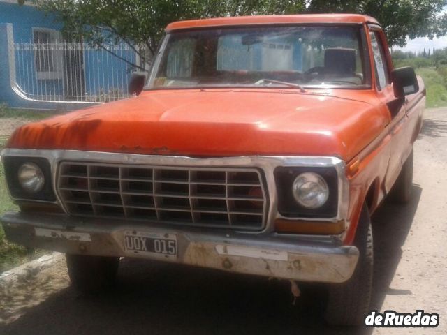 Ford F-250 Usada en Mendoza, deRuedas