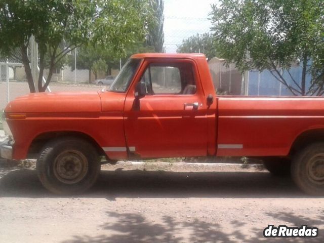 Ford F-250 Usada en Mendoza, deRuedas