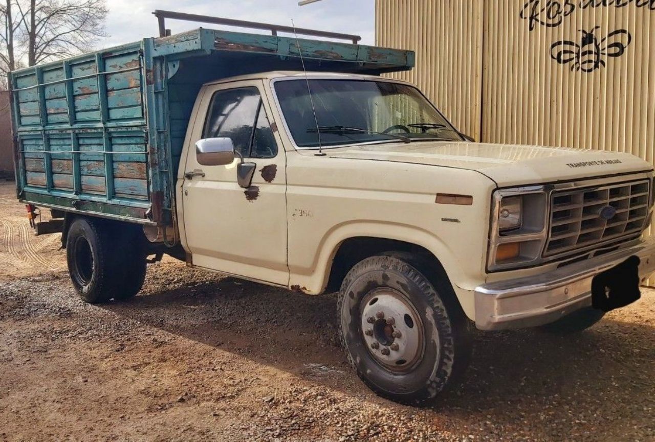 Ford F-350 Usado en Mendoza, deRuedas