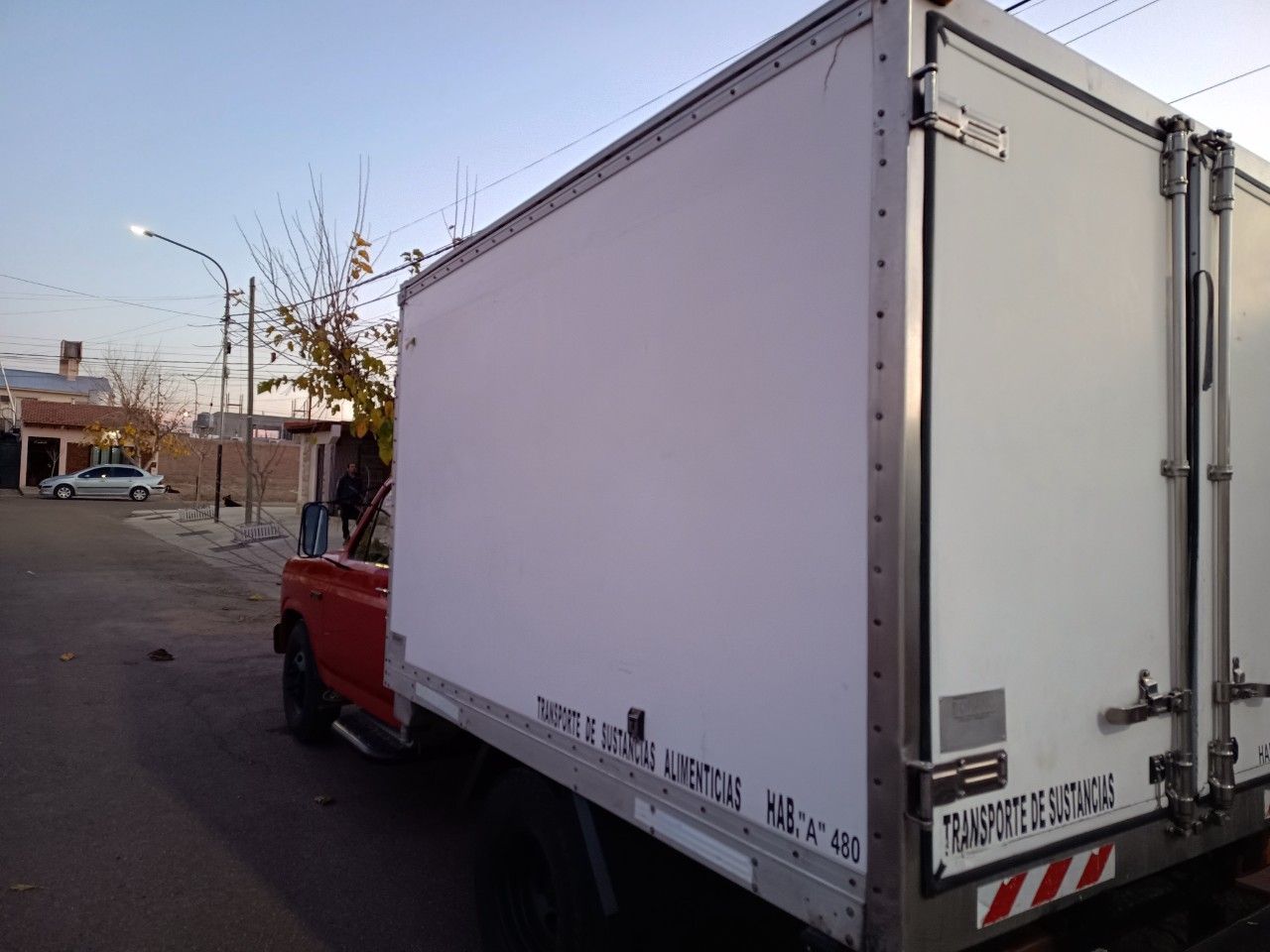 Ford F-350 Usado en Mendoza, deRuedas