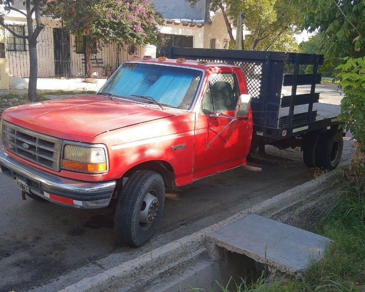Ford F-350 Usado en Mendoza, deRuedas