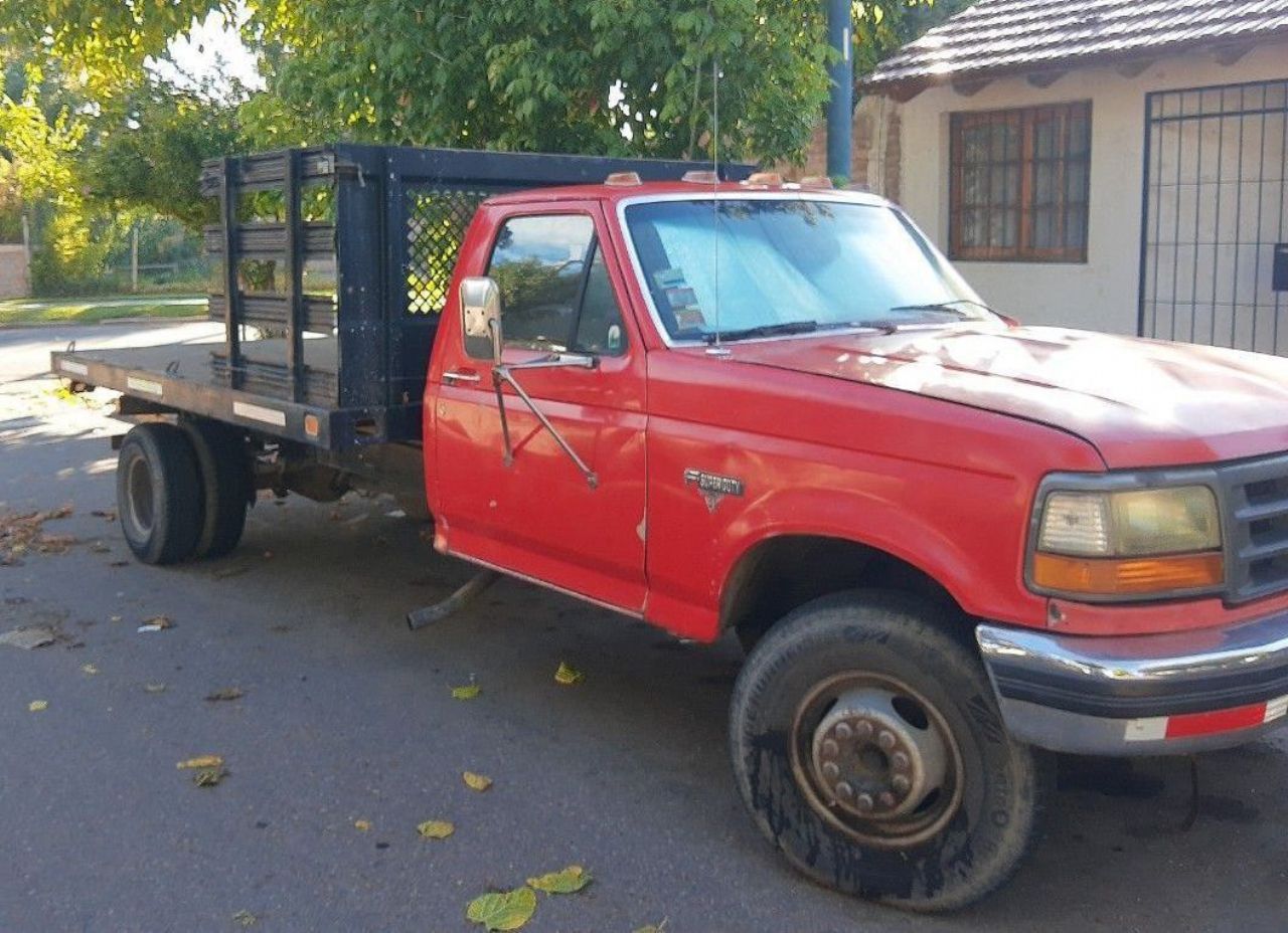 Ford F-4000 Usado en Mendoza, deRuedas