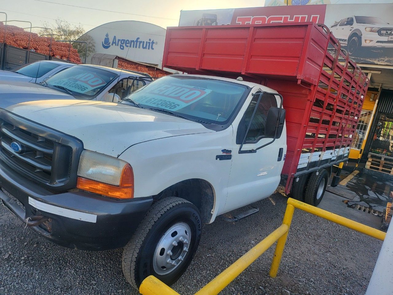 Ford F-4000 Usado en Mendoza, deRuedas