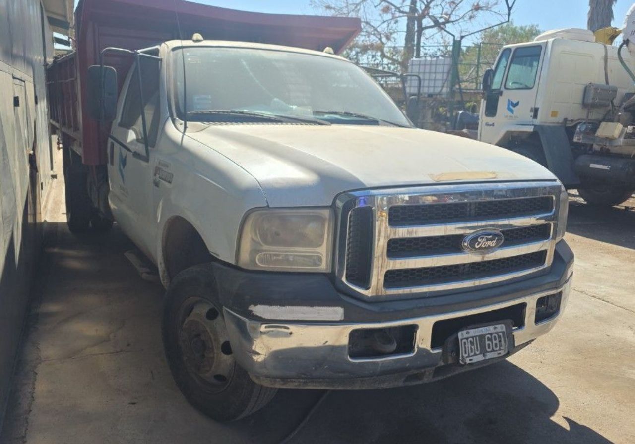 Ford F-4000 Usado en Mendoza, deRuedas
