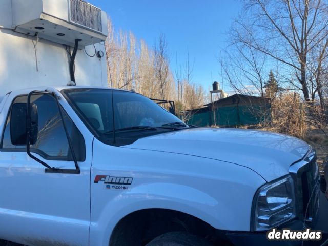Ford F-4000 Usado en Mendoza, deRuedas