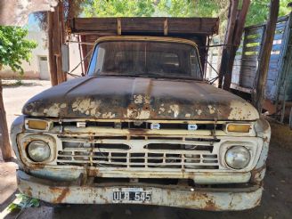 Ford F-600 Usado en Mendoza