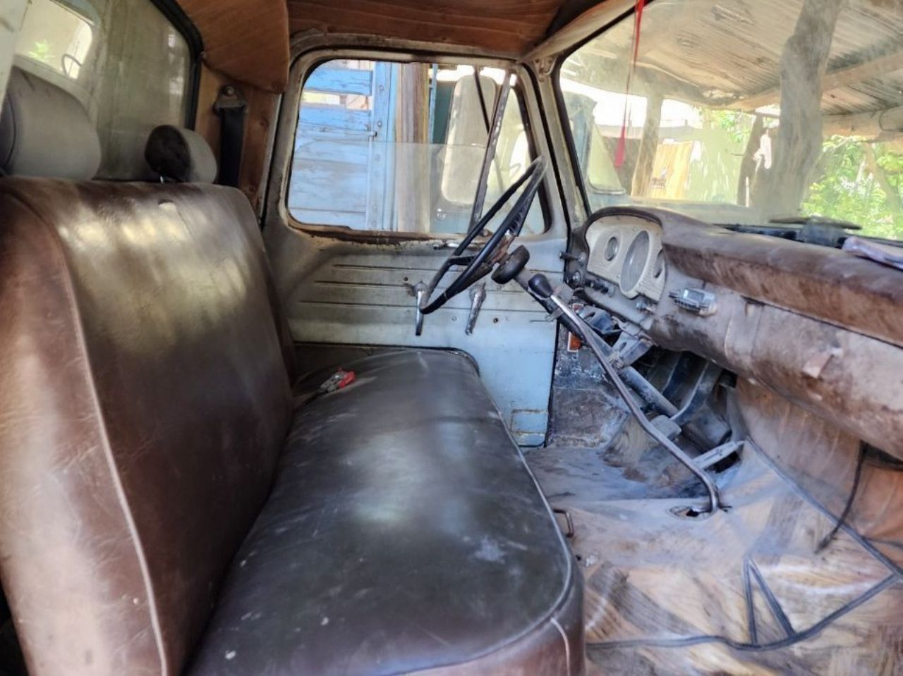 Ford F-600 Usado en Mendoza, deRuedas