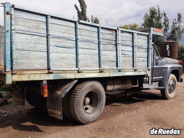 Ford F-6000 Usado en Mendoza, deRuedas