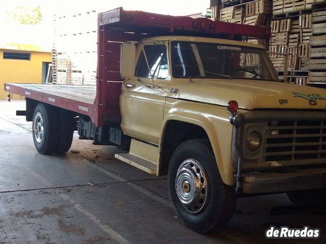 Ford F-6000 Usado en Mendoza, deRuedas