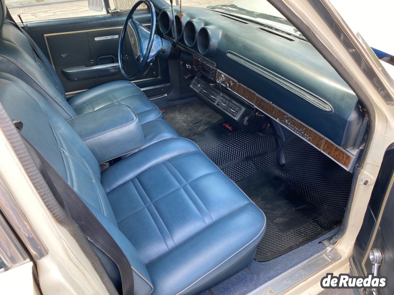 Ford Fairlane Usado en San Juan, deRuedas
