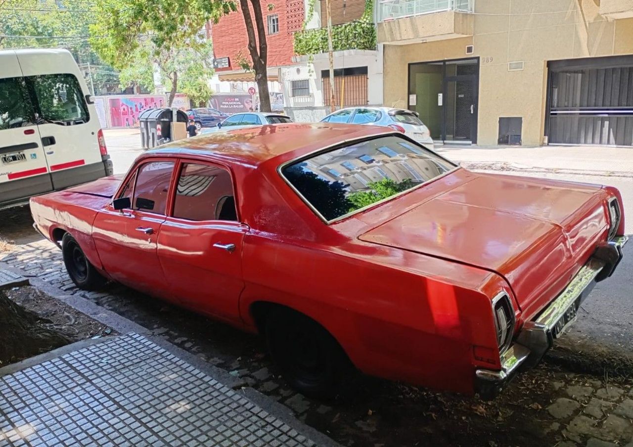 Ford Fairlane Usado en Buenos Aires, deRuedas