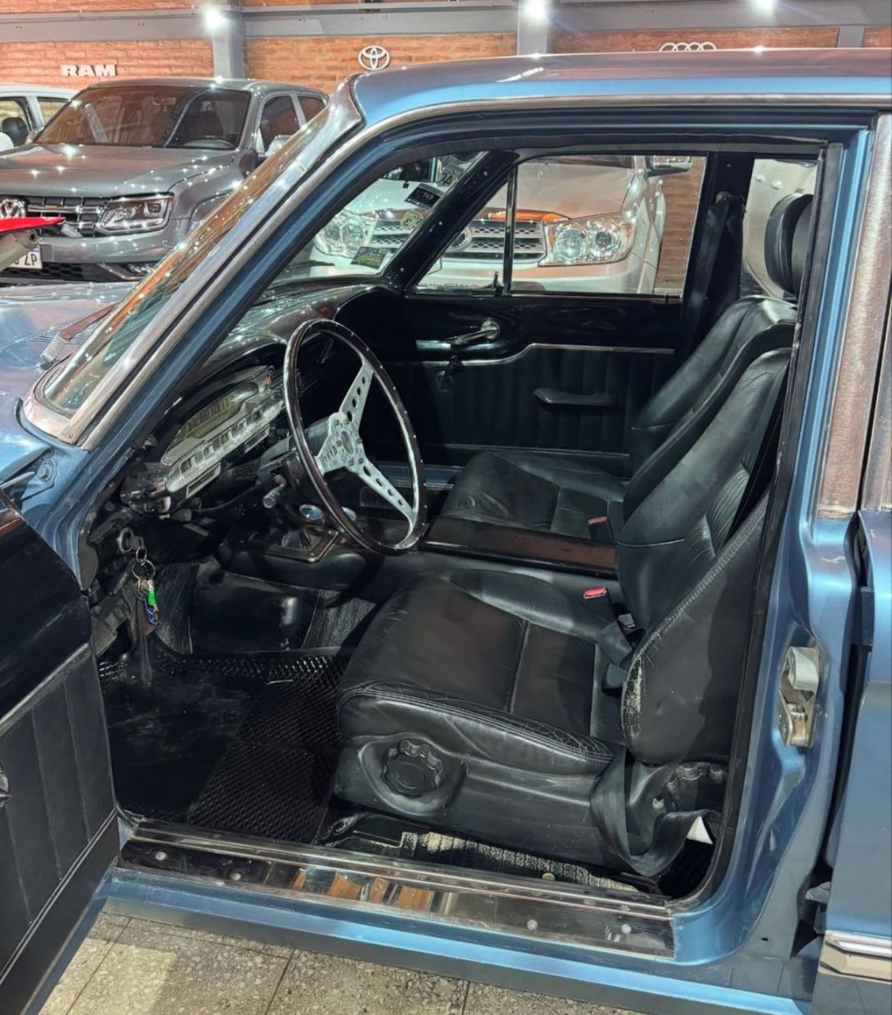 Ford Falcon Usado en San Juan, deRuedas