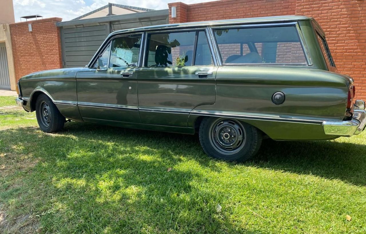 Ford Falcon Usado en San Juan, deRuedas