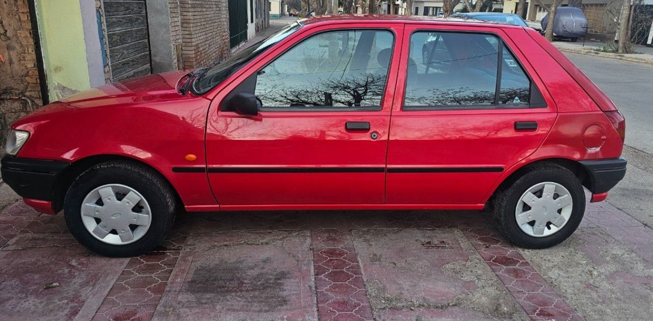 Ford Fiesta Usado en Mendoza, deRuedas