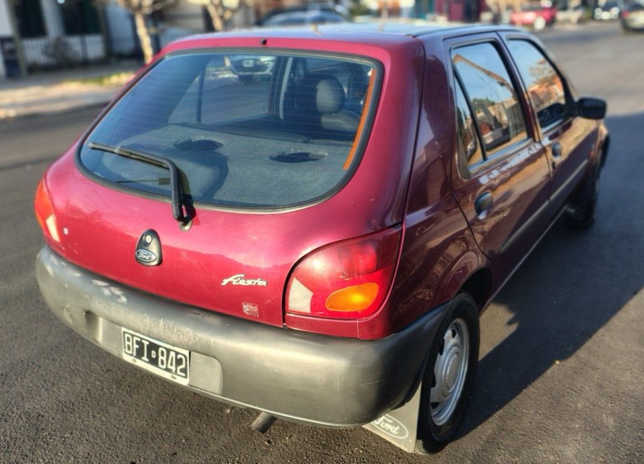 Ford Fiesta Usado en Mendoza, deRuedas