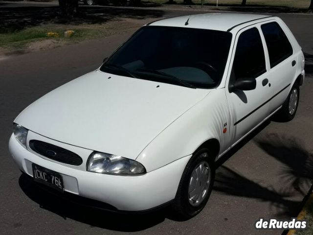 Ford Fiesta Usado en Mendoza, deRuedas