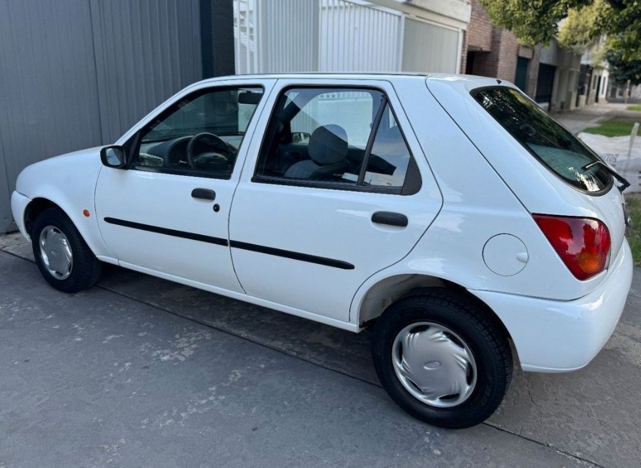 Ford Fiesta Usado en Córdoba, deRuedas