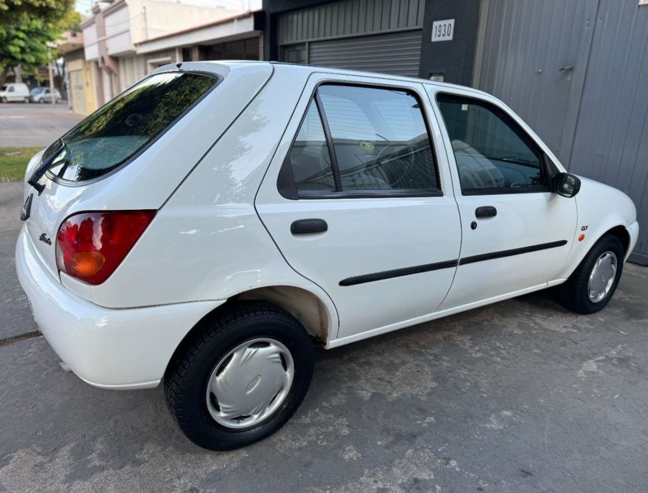 Ford Fiesta Usado en Córdoba, deRuedas