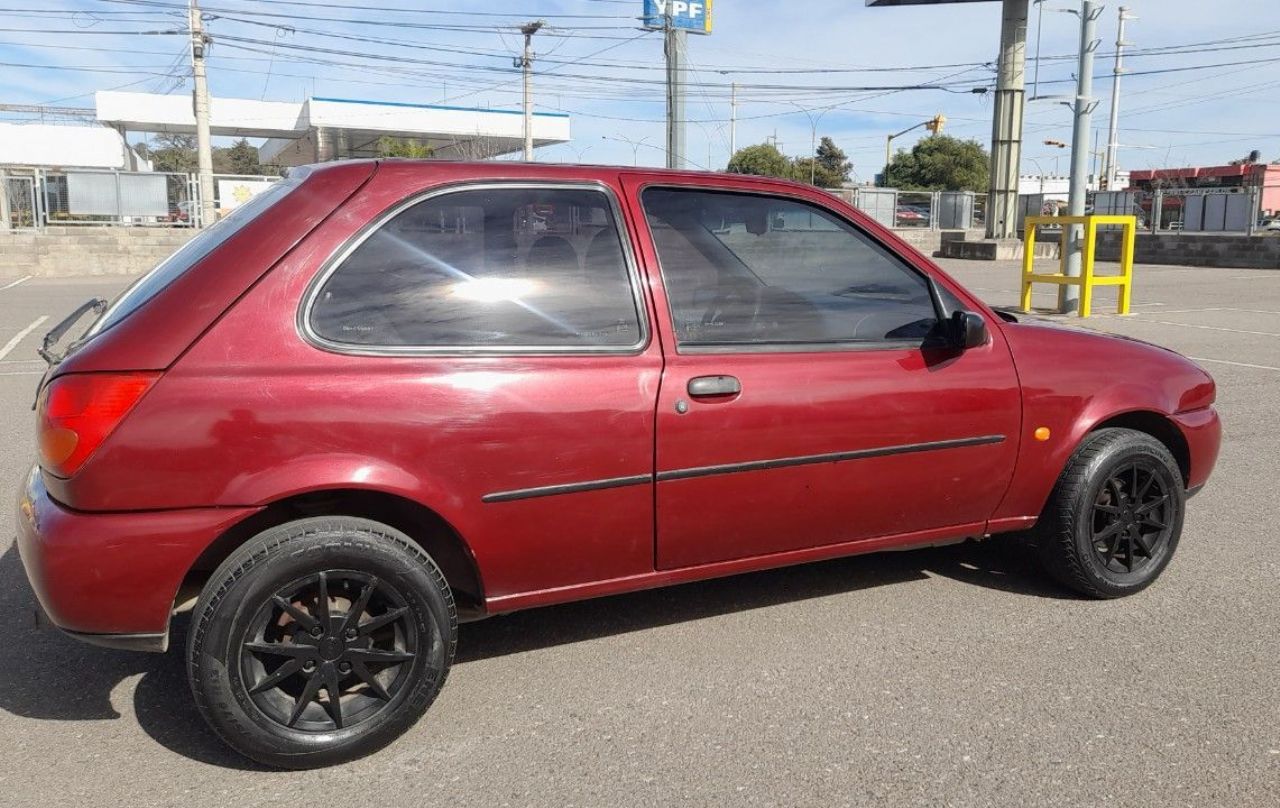 Ford Fiesta Usado en Córdoba, deRuedas