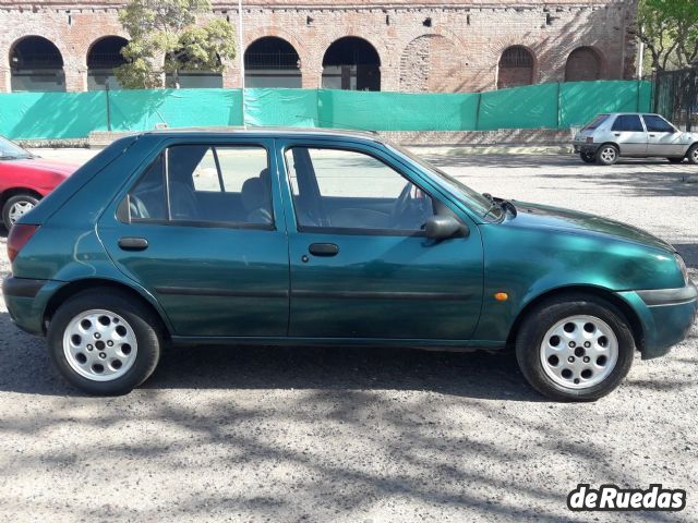 Ford Fiesta Usado en Mendoza, deRuedas