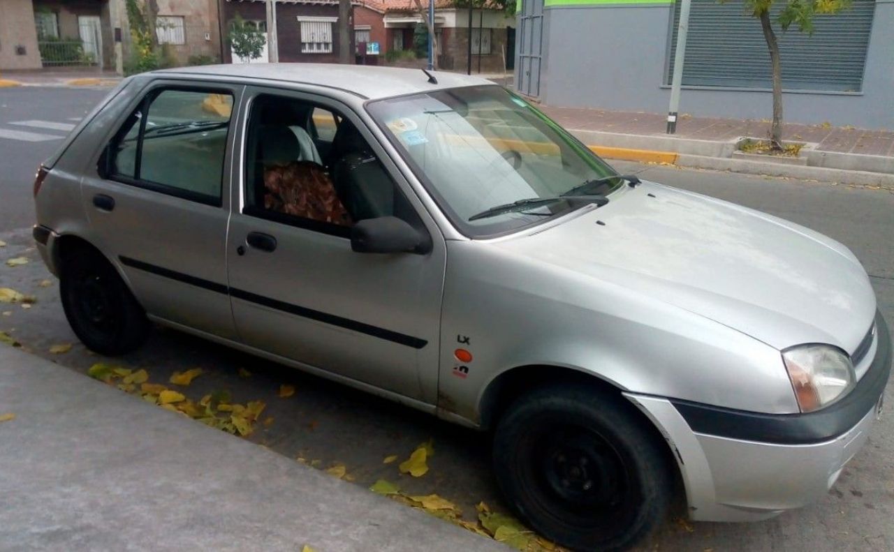 Ford Fiesta Usado en Mendoza, deRuedas