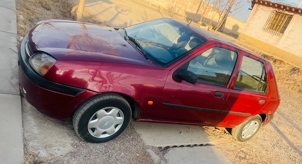 Ford Fiesta Usado en Mendoza, deRuedas