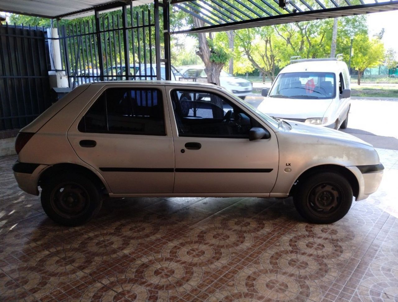 Ford Fiesta Usado en Mendoza, deRuedas