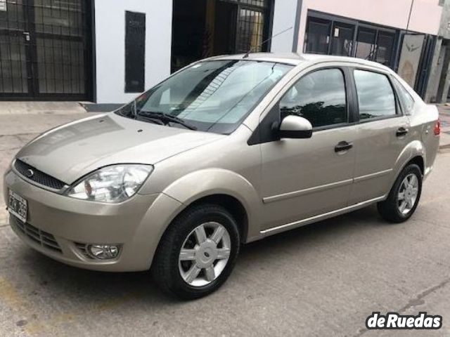 Ford Fiesta Usado en Mendoza, deRuedas