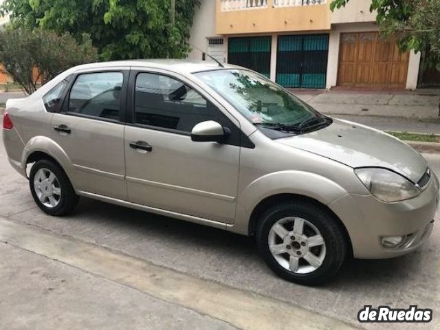 Ford Fiesta Usado en Mendoza, deRuedas