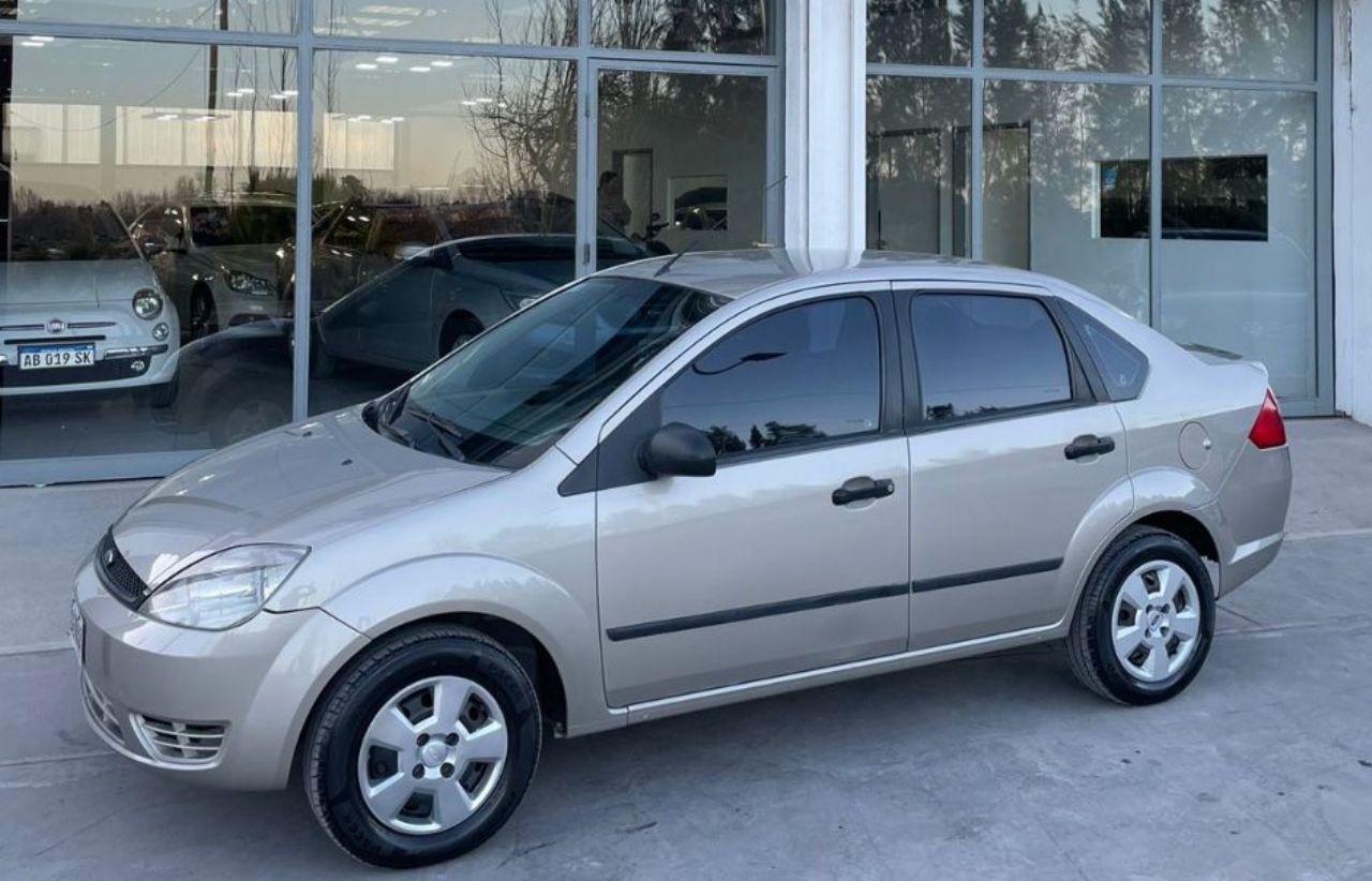 Ford Fiesta Usado en Mendoza, deRuedas