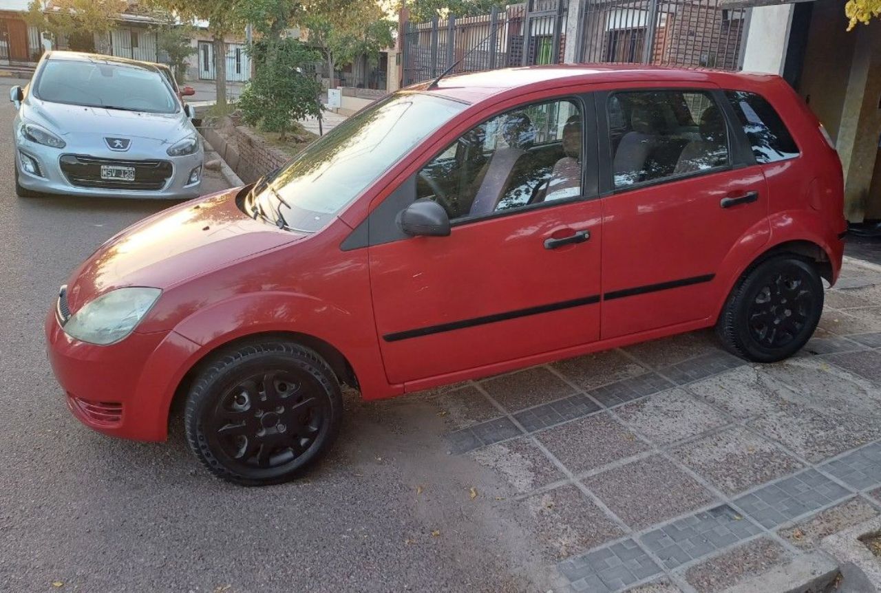 Ford Fiesta Usado en Mendoza, deRuedas