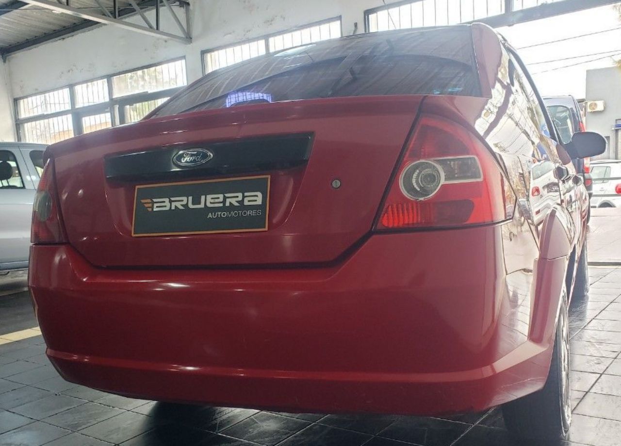 Ford Fiesta Usado Financiado en Mendoza, deRuedas