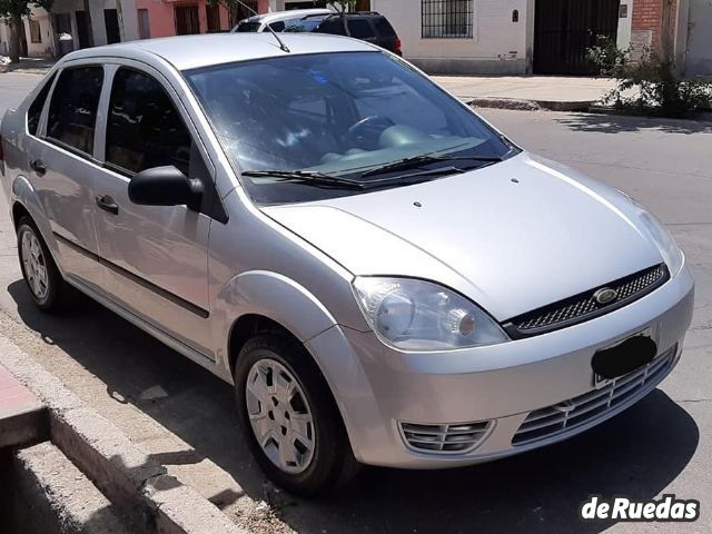 Ford Fiesta Usado en Mendoza, deRuedas