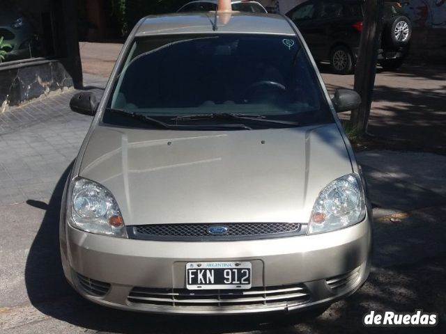 Ford Fiesta Usado en Mendoza, deRuedas
