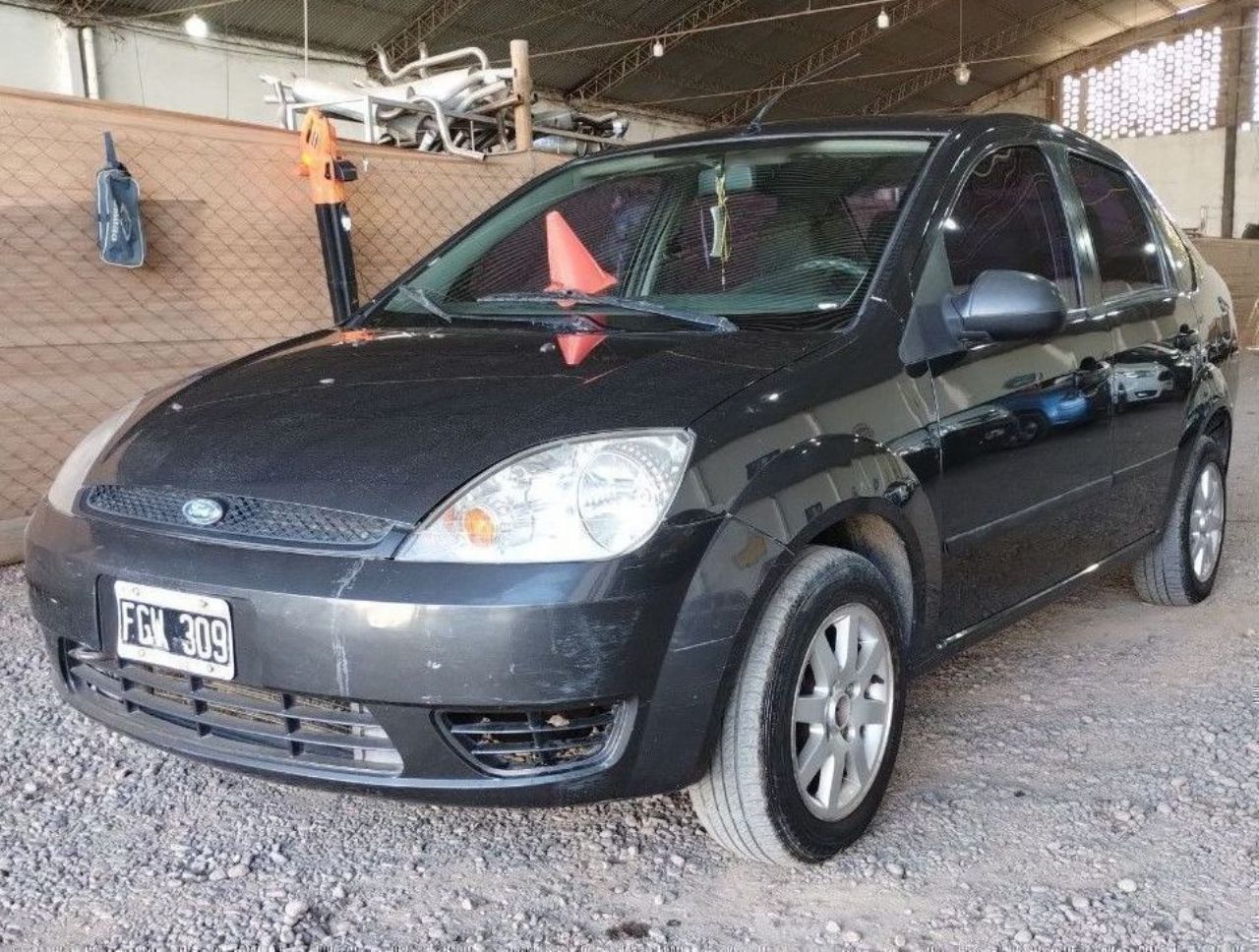 Ford Fiesta Usado en Mendoza, deRuedas