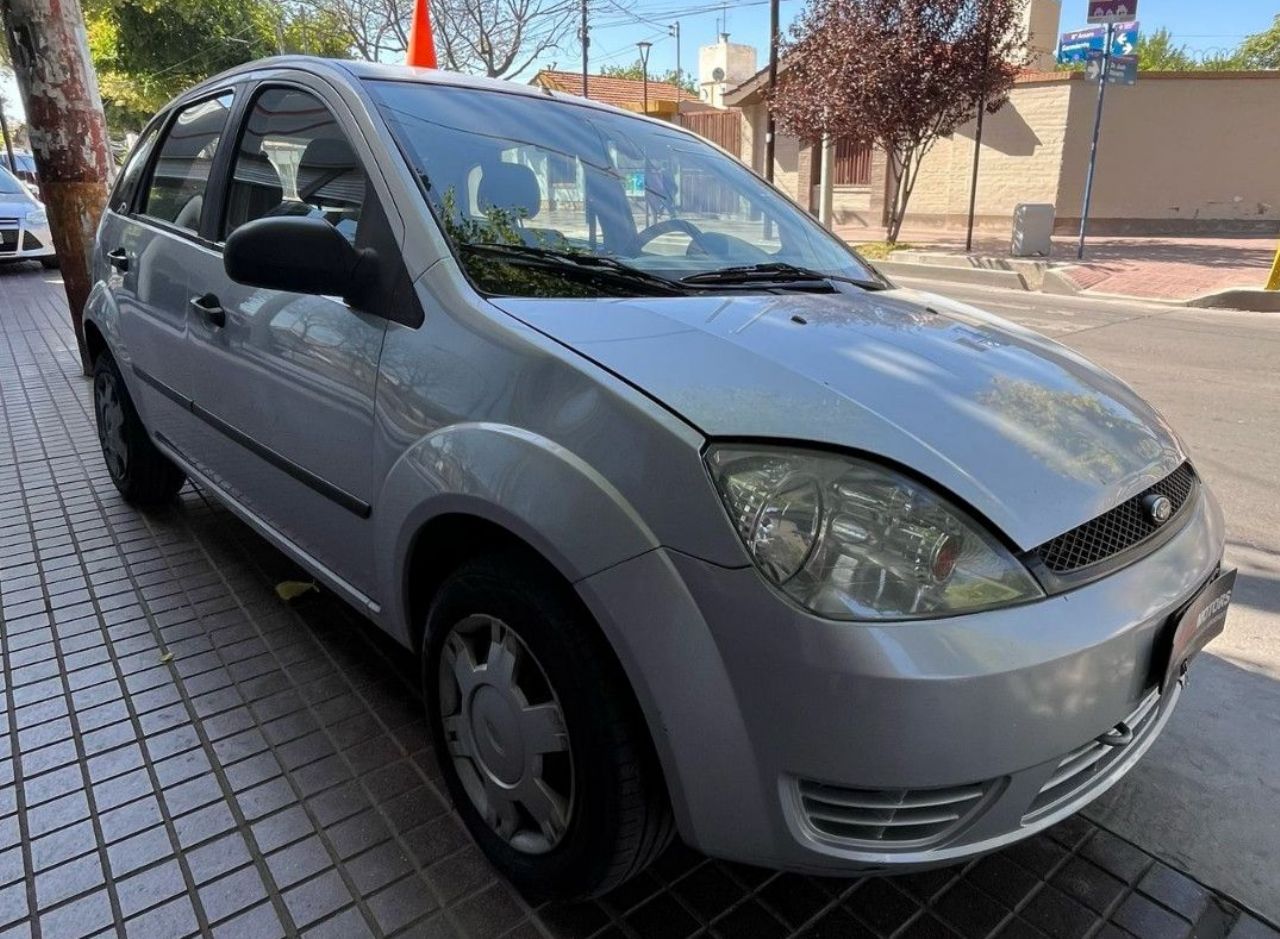 Ford Fiesta Usado en Mendoza, deRuedas